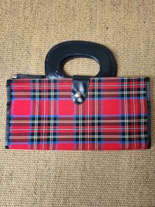 Tartan pattern shopper bag.